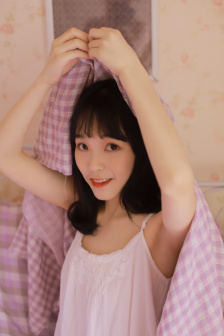 漂亮的女邻居7